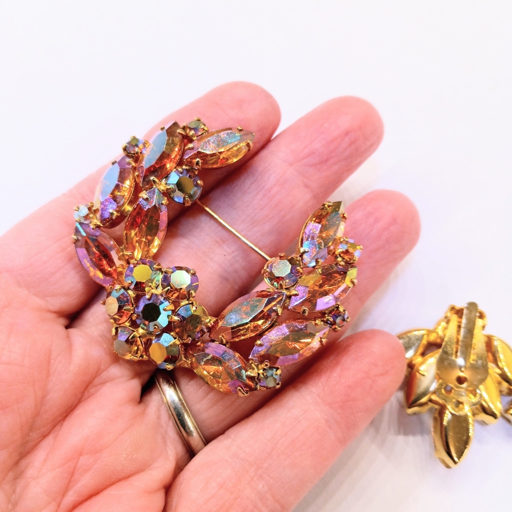 Stunning Set Vintage Rhinestone Brooch And Earrings - Picture 2 of 6